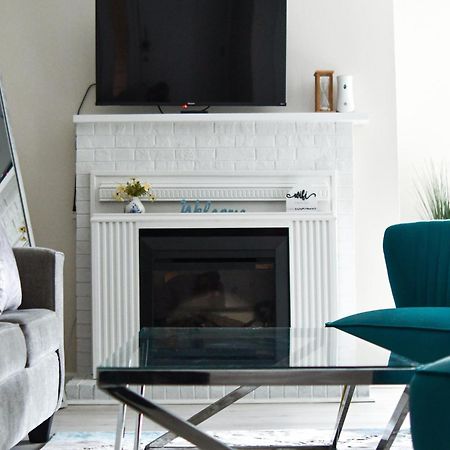 Serene Condo W/ Led Lights In Heart Of Raleigh Exterior photo